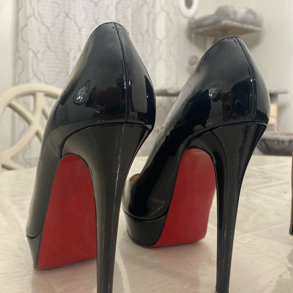 Authentic Christian Louboutin’s women’s heel - Picture 9 of 10
